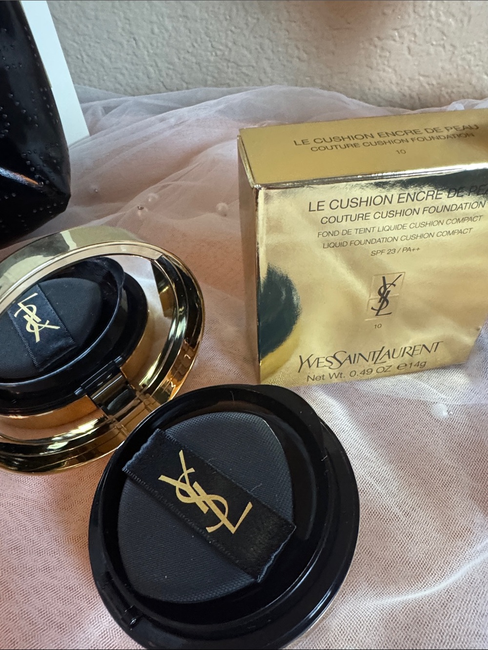 Yves Saint Laurent Black & Gold Compact Foundation and Lipstick Set - Picture 9 of 16
